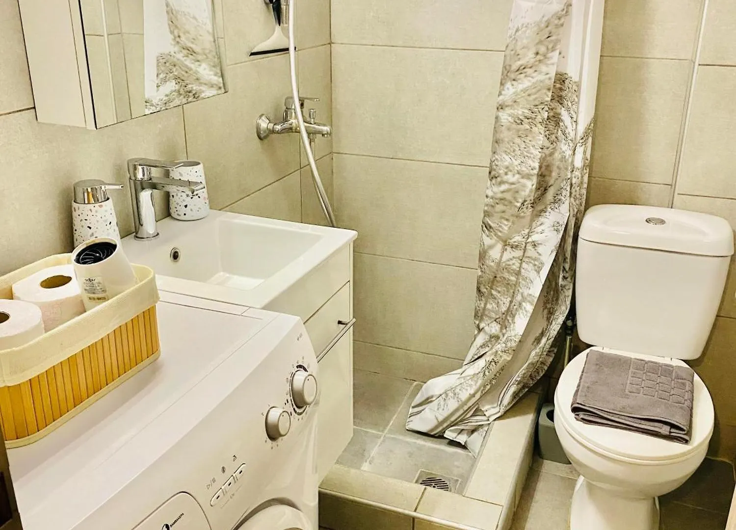 Niso Thessaloniki Hospitality Apartments 0*,  Ελλάδα
