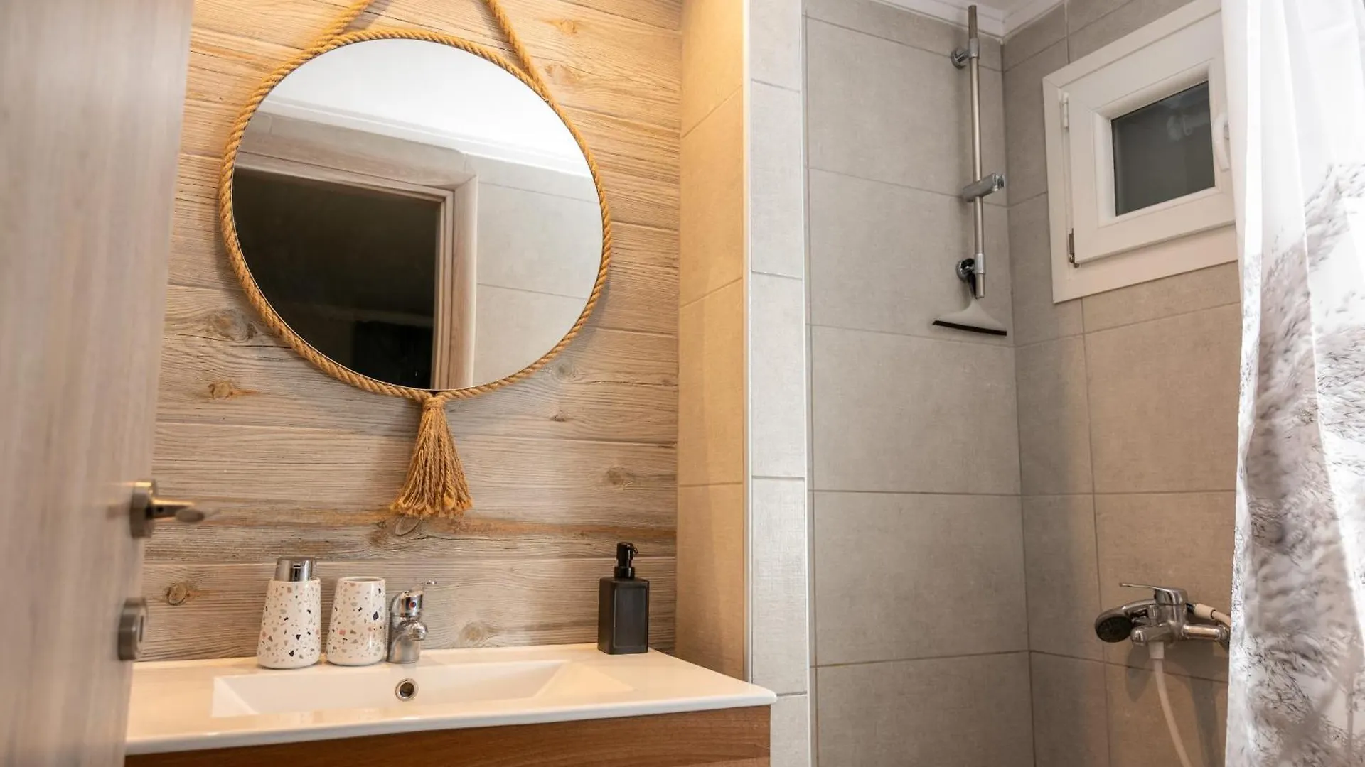 Niso Thessaloniki Hospitality Apartments