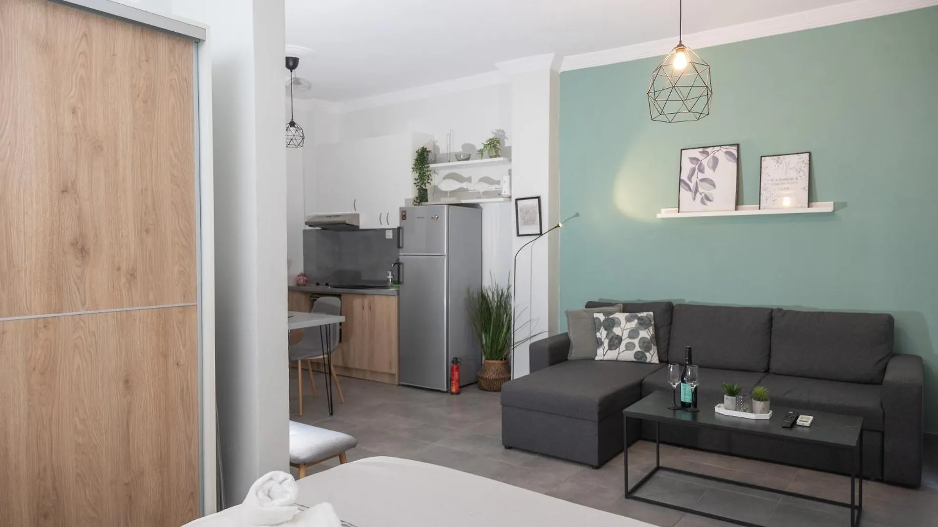 Niso Thessaloniki Hospitality Apartments 0*,