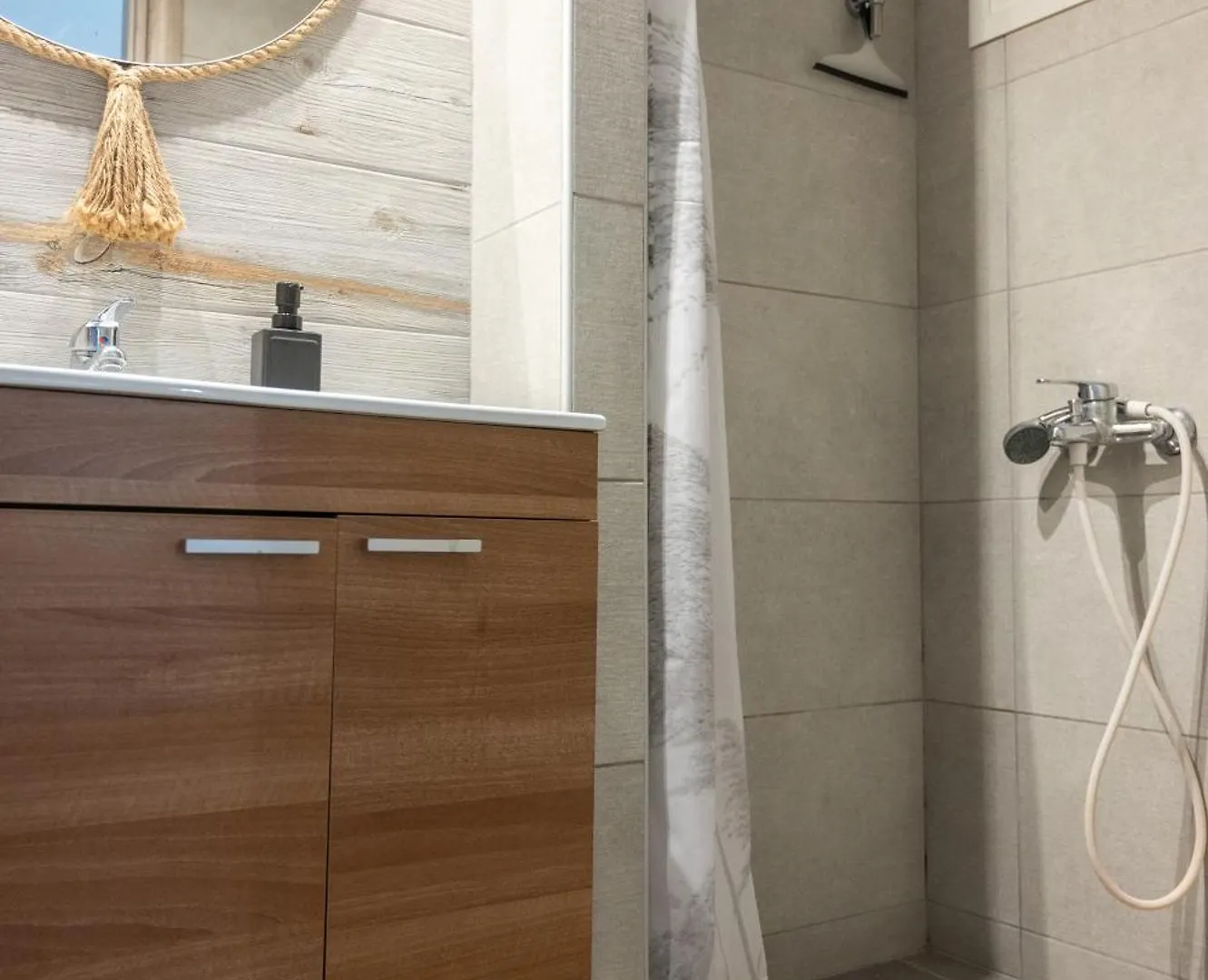 Niso Thessaloniki Hospitality Apartments